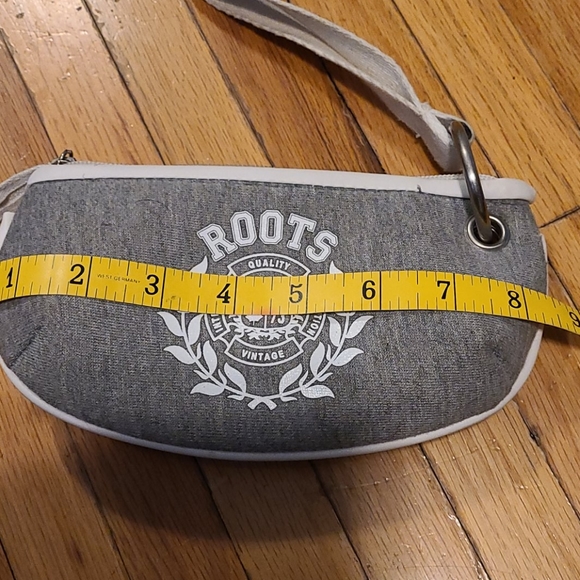 Roots wrist bag - Picture 4 of 5